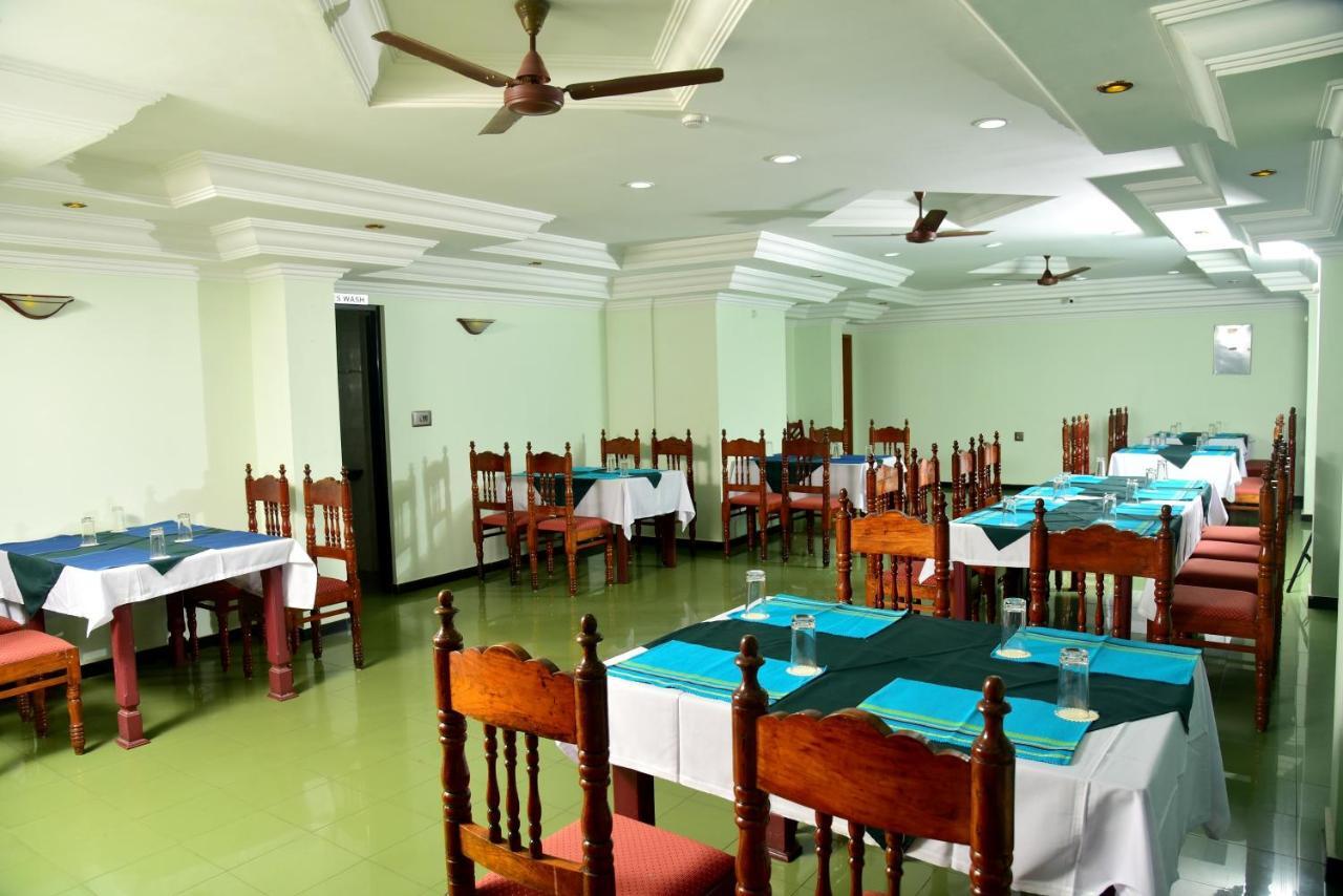 Hotel Kairali Towers Palakkad Exterior foto